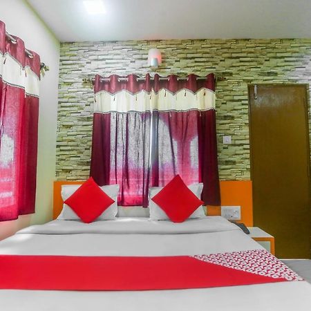 Oyo 60771 New Puri Hotel Eksteriør billede