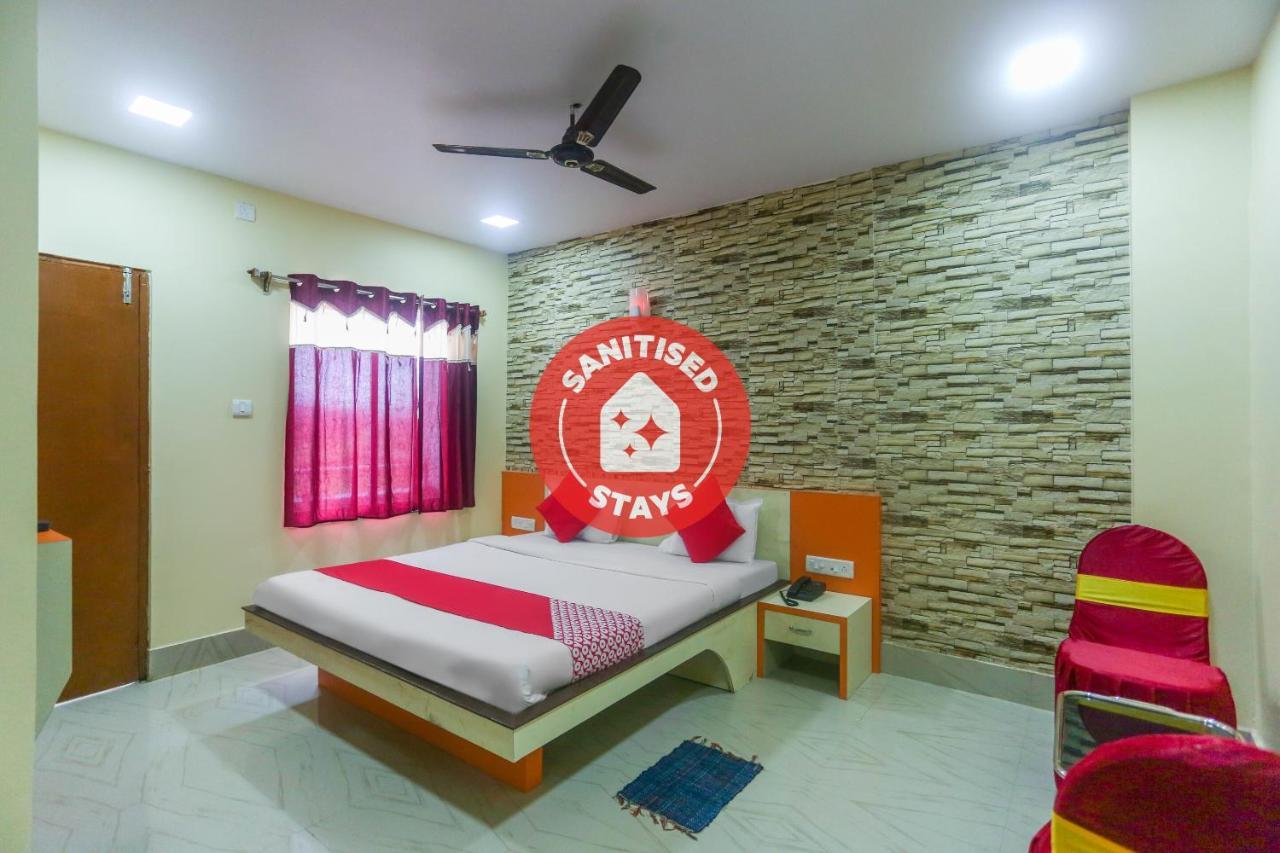 Oyo 60771 New Puri Hotel Eksteriør billede