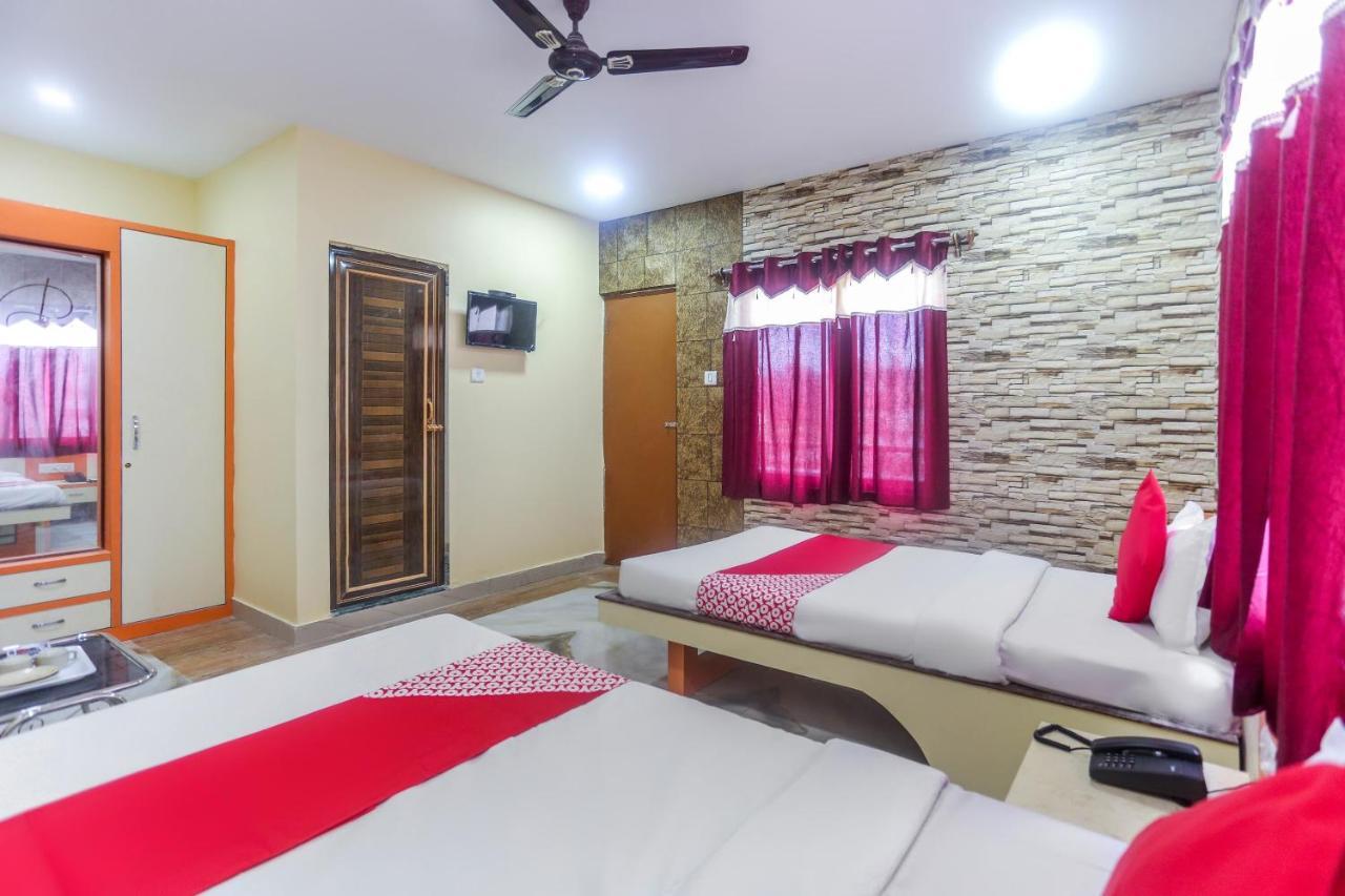 Oyo 60771 New Puri Hotel Eksteriør billede