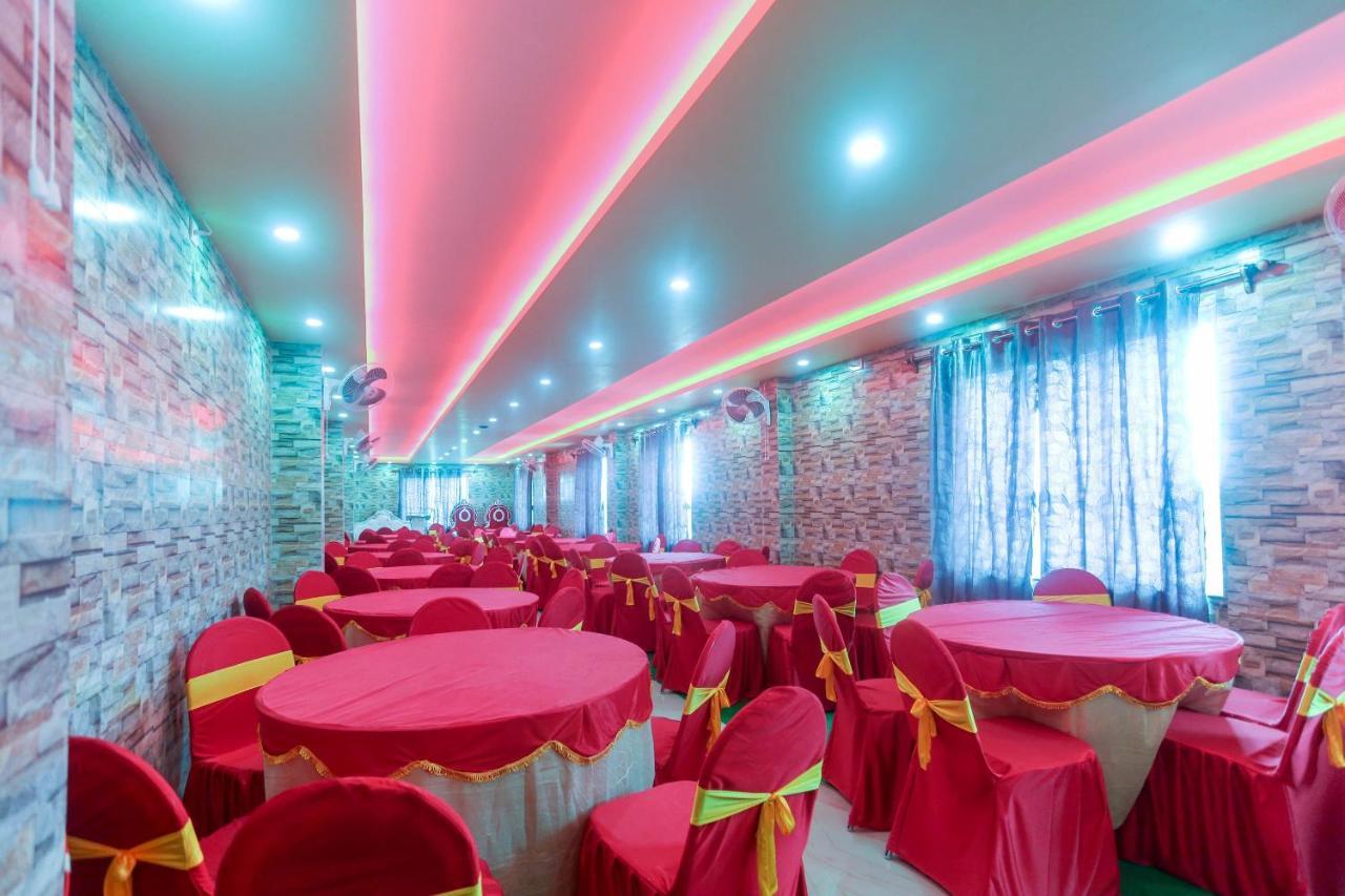 Oyo 60771 New Puri Hotel Eksteriør billede